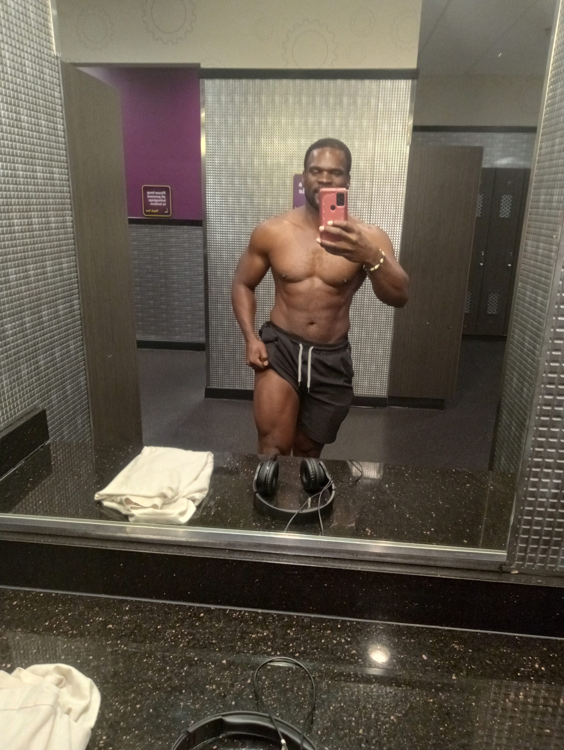 When Your Legs Finally Catch Up: The Hidden Science Behind Lower-Body Definition