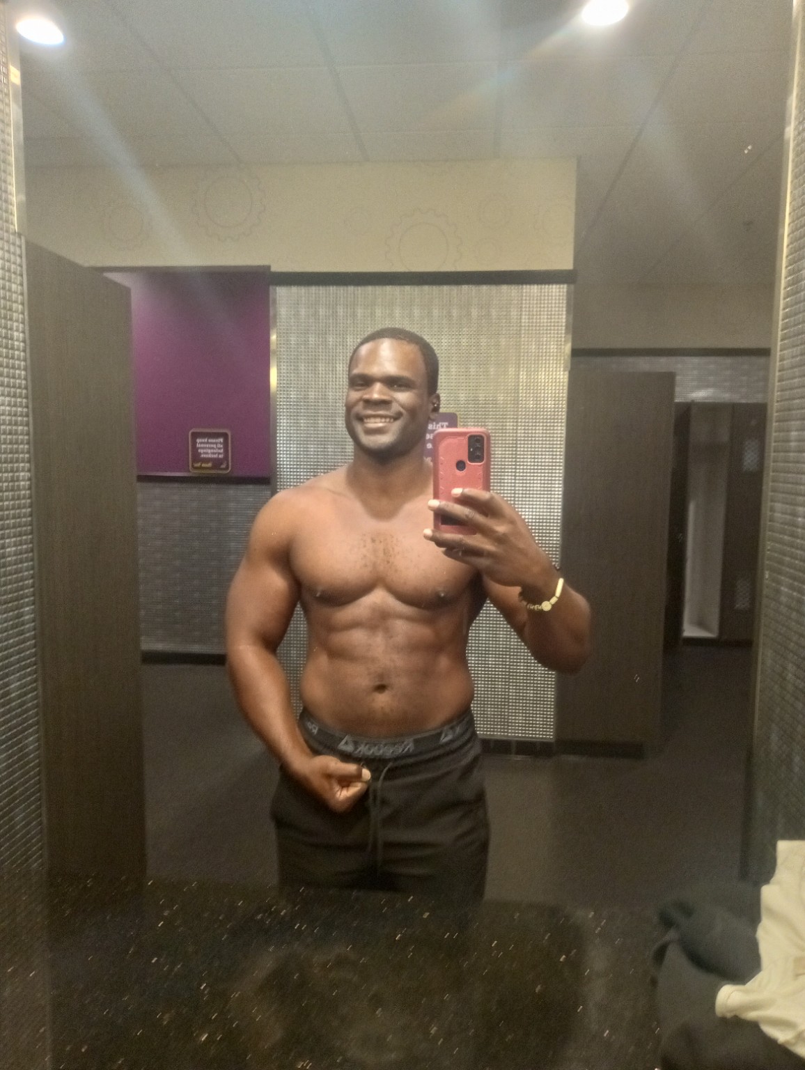 Fit and Free Token Week 14 upper body progress — disciplined fitness transformation.